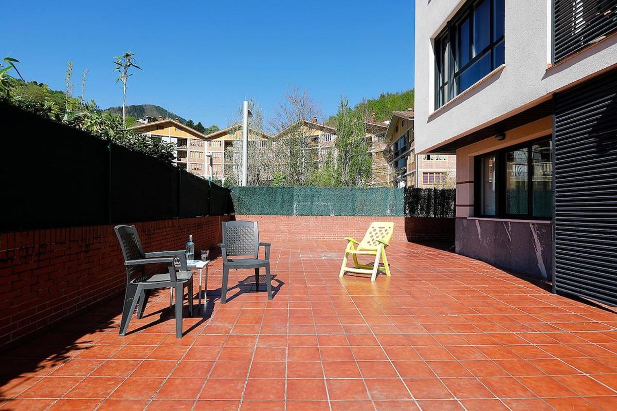 Apartamento Junto A Aizkorri Zegama Exteriör bild