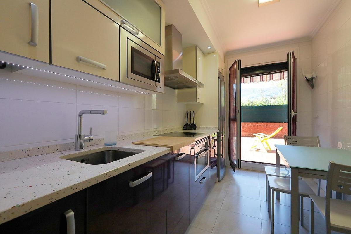 Apartamento Junto A Aizkorri Zegama Exteriör bild